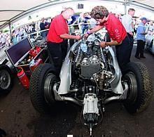 Der Auto Union Typ D Doppelkompressor aus dem Jahre 1939 startet bei den Classic Days auf Schloss Dyck.